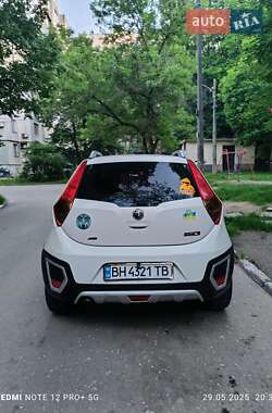Хэтчбек MG 3 Cross 2013 в 