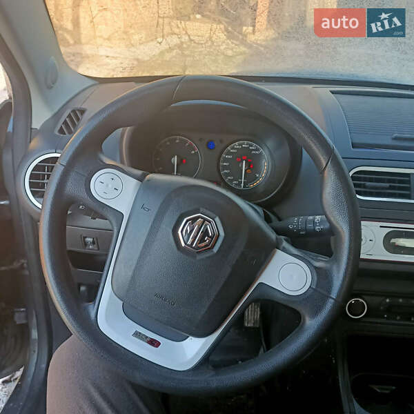 Хетчбек MG 3 Cross 2014 в Полтаві