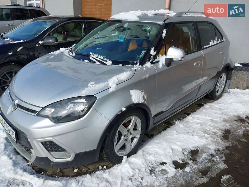 Хэтчбек MG 3 Cross 2013 в Львове