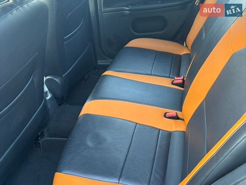 Хетчбек MG 3 Cross 2013 в Києві фото 9 Хетчбек MG 3 Cross 2013 в Києві