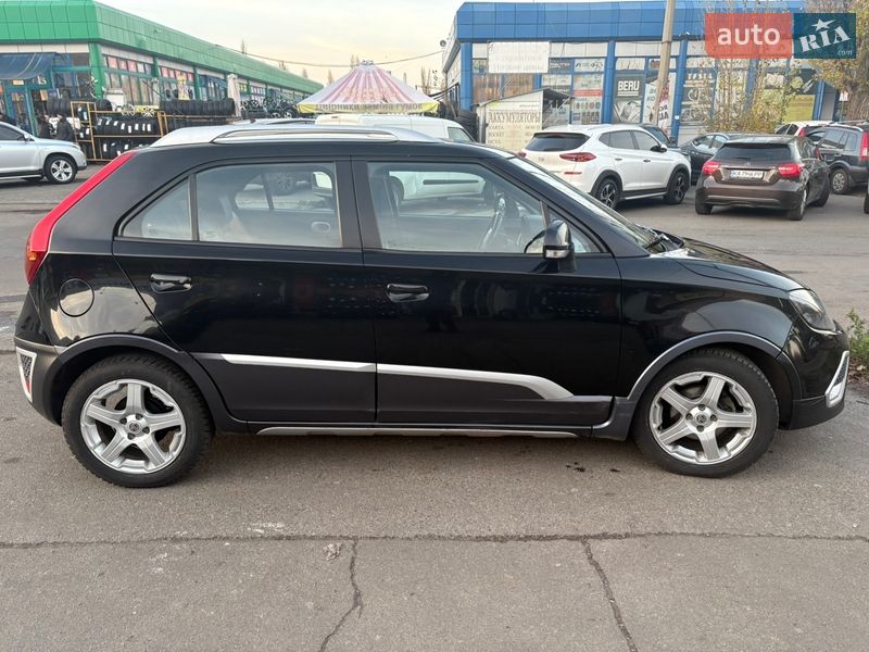 Хетчбек MG 3 Cross 2013 в Києві фото 14 Хетчбек MG 3 Cross 2013 в Києві