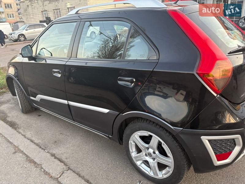 Хетчбек MG 3 Cross 2013 в Києві фото 15 Хетчбек MG 3 Cross 2013 в Києві