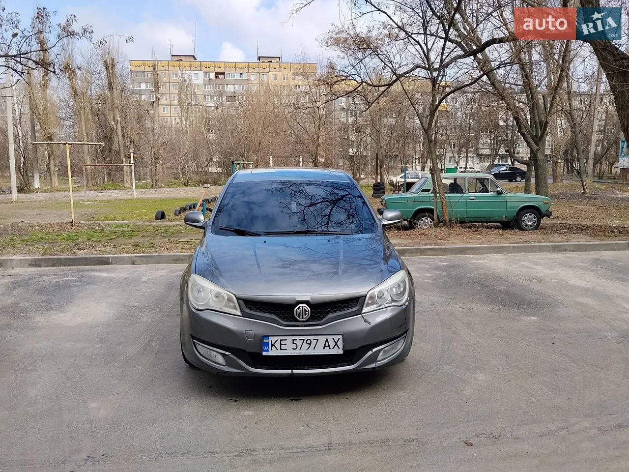 2012 MG 350 - мініатюра 15