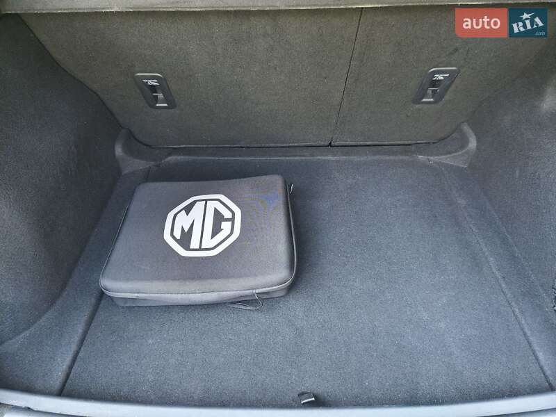 Хетчбек MG 4 2024 в Києві фото 18 Хетчбек MG 4 2024 в Києві