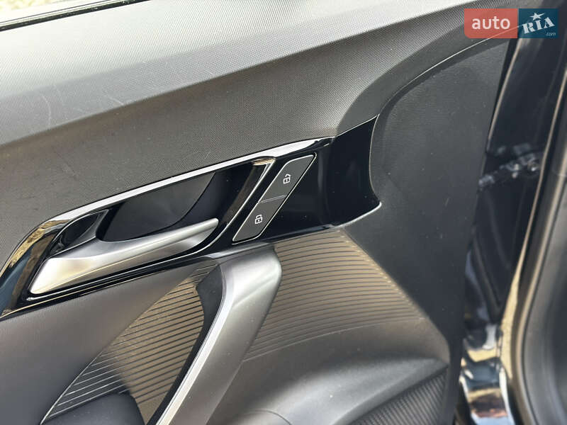 Хэтчбек MG 4 2023 в Львове фото 18 Хэтчбек MG 4 2023 в Львове