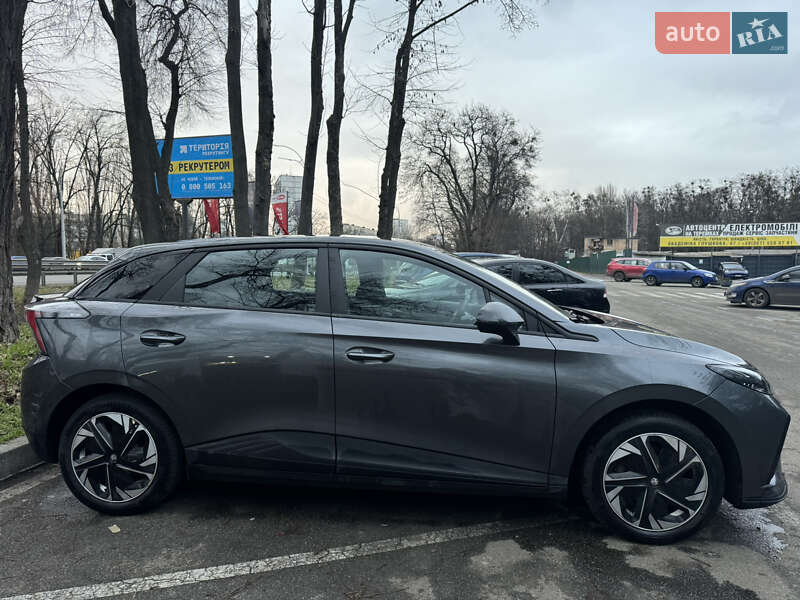 Хетчбек MG 4 2023 в Києві фото 6 Хетчбек MG 4 2023 в Києві