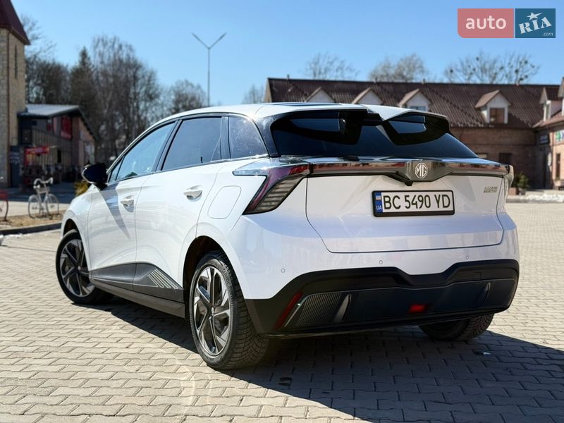 Хэтчбек MG 4 2023 в Бережанах