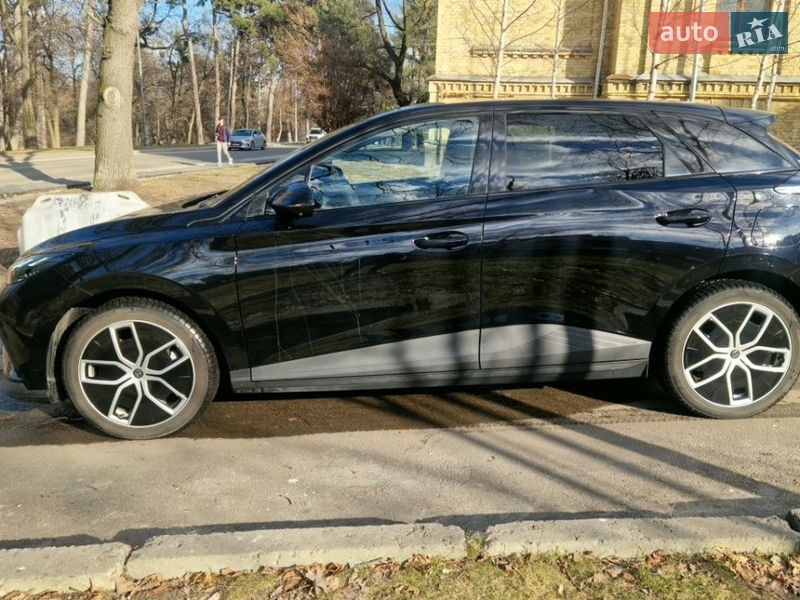 Хэтчбек MG 4 2023 в Киеве фото 3 Хэтчбек MG 4 2023 в Киеве