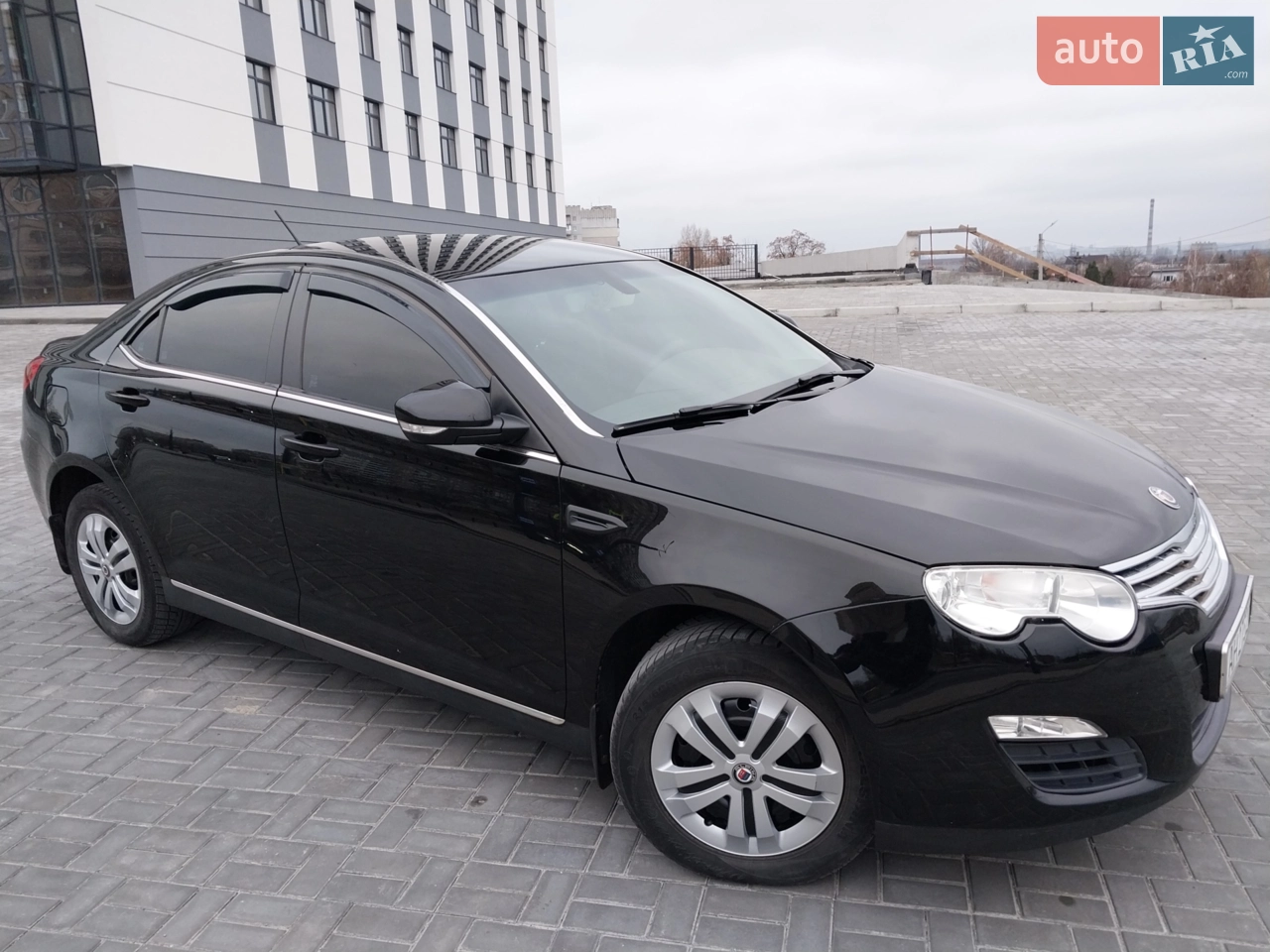 2011 MG 550 - мініатюра 12