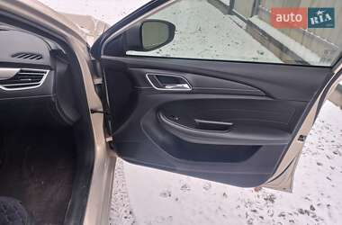 Седан MG 5 2021 в 