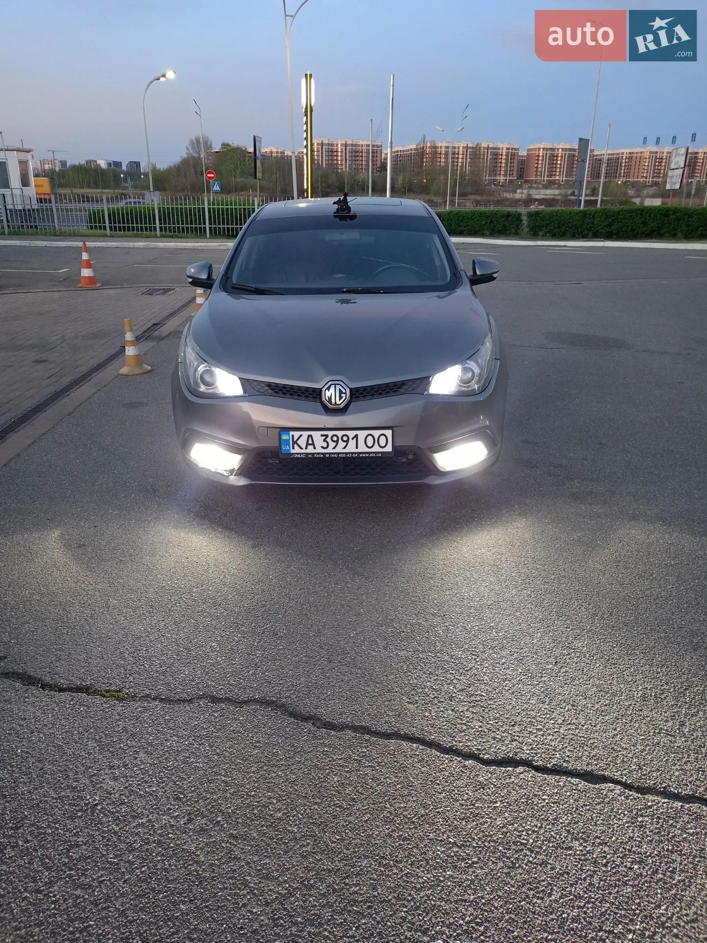 2013 MG 5 - мініатюра 20