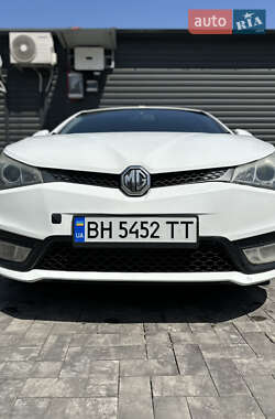 Хэтчбек MG 5 2013 в 