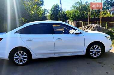 Седан MG 5 2022 в Южноукраинске