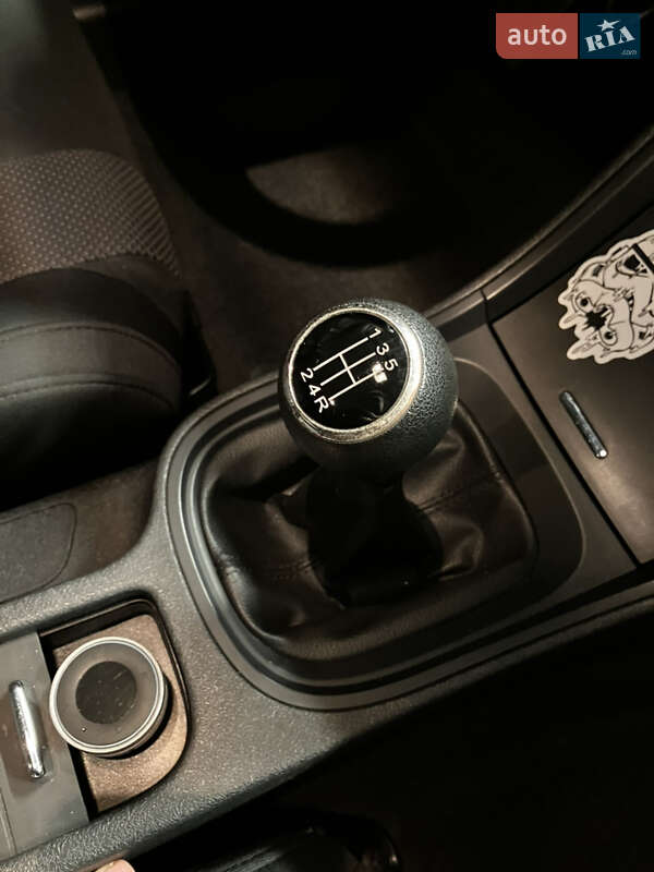 Хэтчбек MG 5 2013 в Полтаве фото 21 Хэтчбек MG 5 2013 в Полтаве