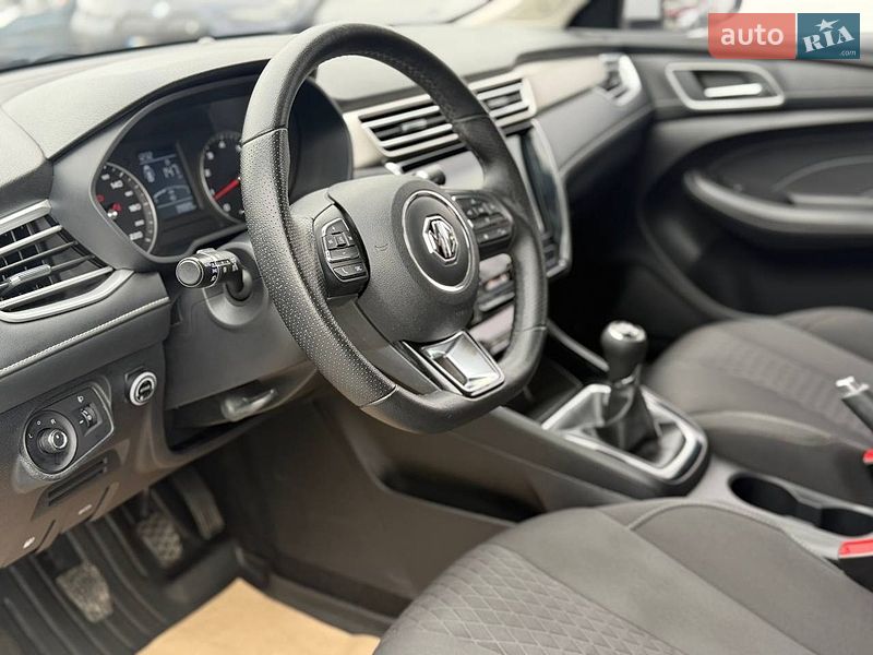 Седан MG 5 2022 в Днепре