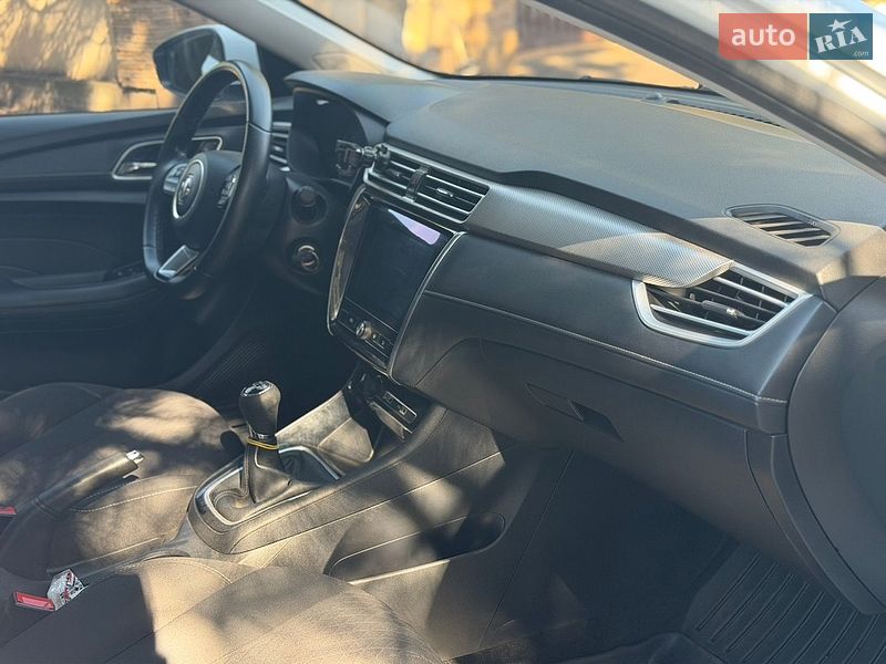 Седан MG 5 2022 в Дніпрі