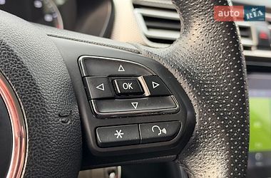 Седан MG 5 2021 в Тернополе фото 37 Седан MG 5 2021 в Тернополе