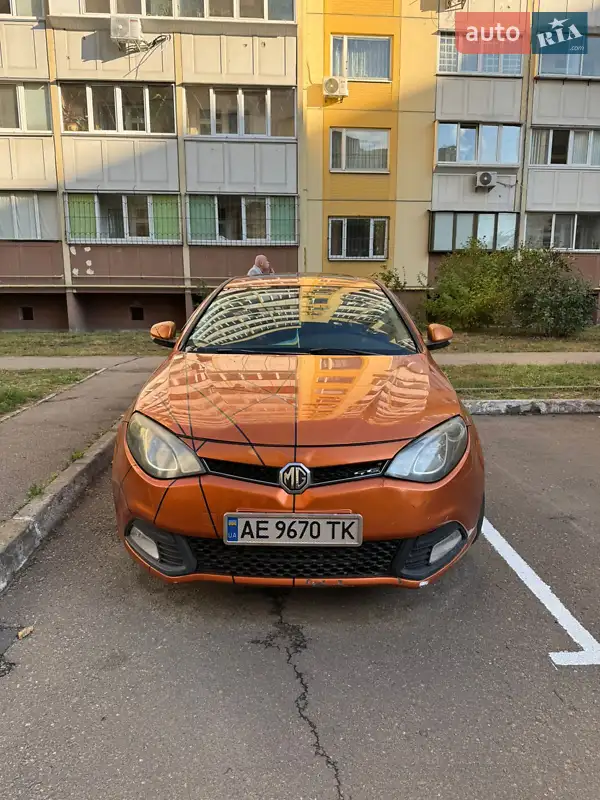 Седан MG 6 2012 в 