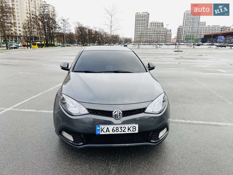 Лифтбек MG 6 2013 в Киеве фото 4 Лифтбек MG 6 2013 в Киеве