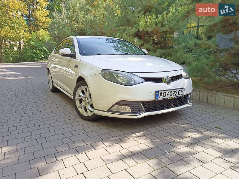 Фастбэк MG 6 2012 в 