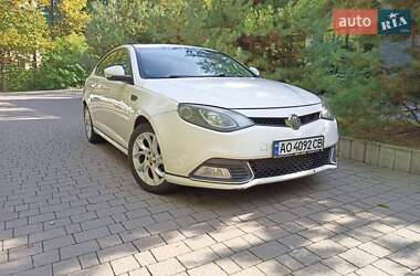 Фастбэк MG 6 2012 в 