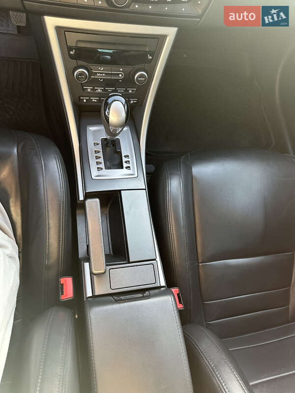 Седан MG 6 2013 в Буче