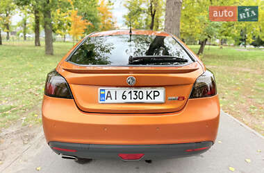 Фастбэк MG 6 2012 в 