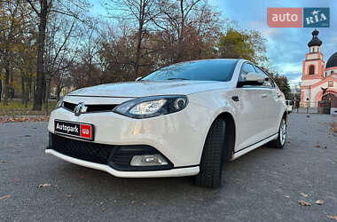 Фастбэк MG 6 2012 в Запорожье