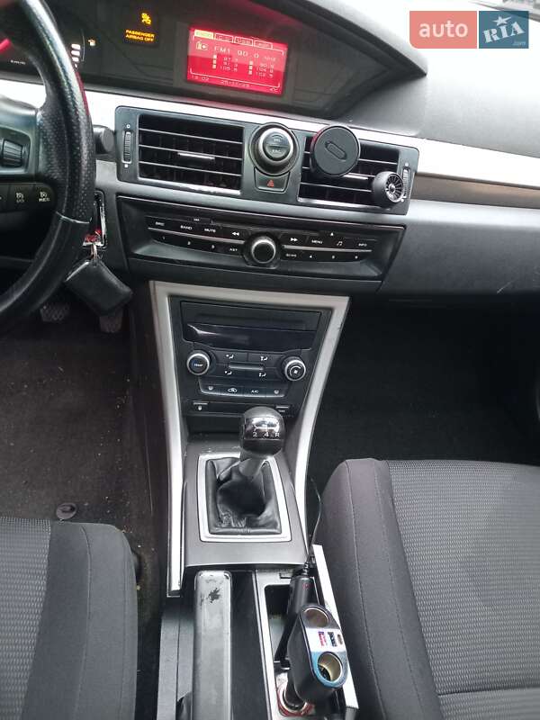 Фастбэк MG 6 2012 в Виннице