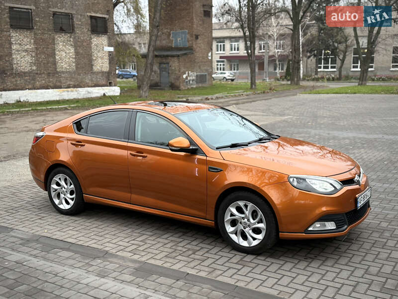 Фастбек MG 6 2012 в Запоріжжі