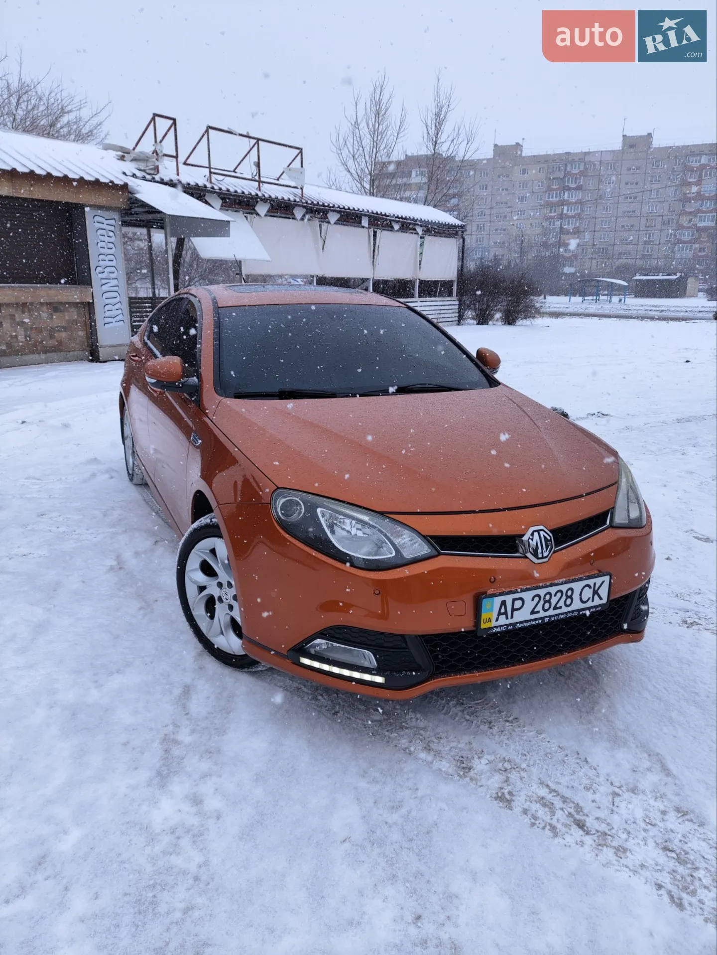 MG 6 2013