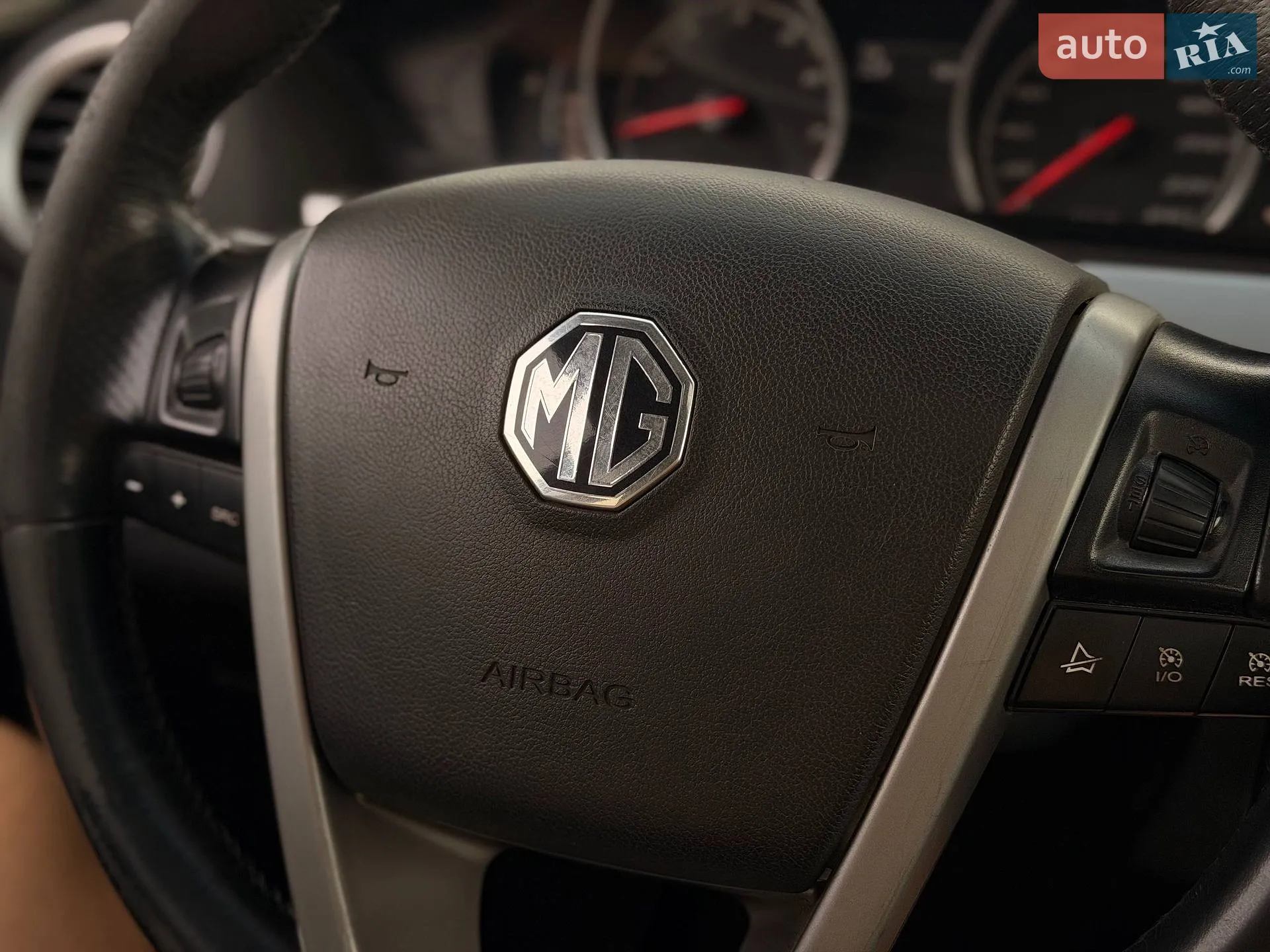 2013 MG 6 - мініатюра 66