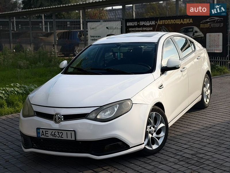 MG 6 2012