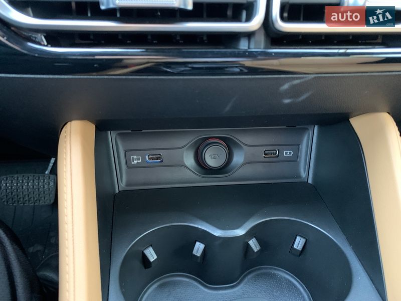 Внедорожник / Кроссовер MG EHS 2025 в Киеве