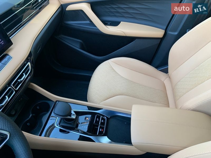 Внедорожник / Кроссовер MG EHS 2025 в Киеве