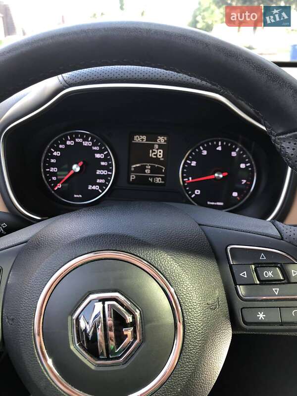 Внедорожник / Кроссовер MG HS 2022 в Снятине