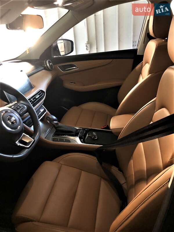 Внедорожник / Кроссовер MG HS 2022 в Снятине