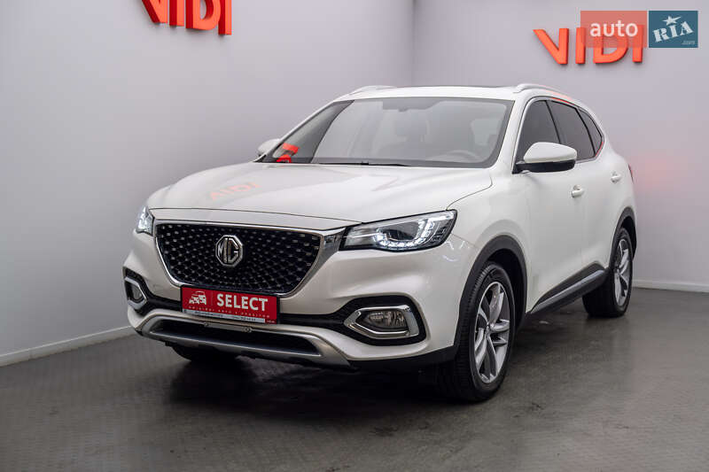 MG HS 2021
