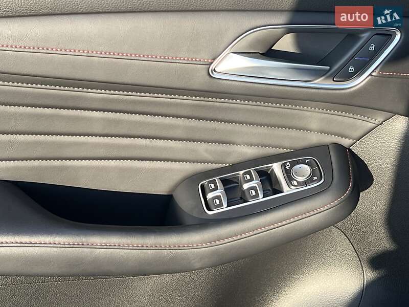 Внедорожник / Кроссовер MG HS 2024 в Киеве фото 16 Внедорожник / Кроссовер MG HS 2024 в Киеве