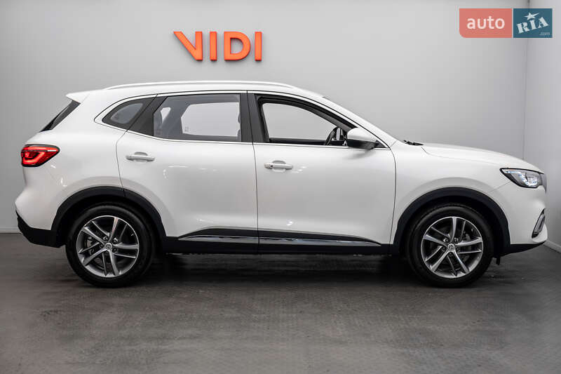 Внедорожник / Кроссовер MG HS 2022 в Киеве