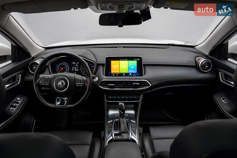 Внедорожник / Кроссовер MG HS 2022 в Киеве