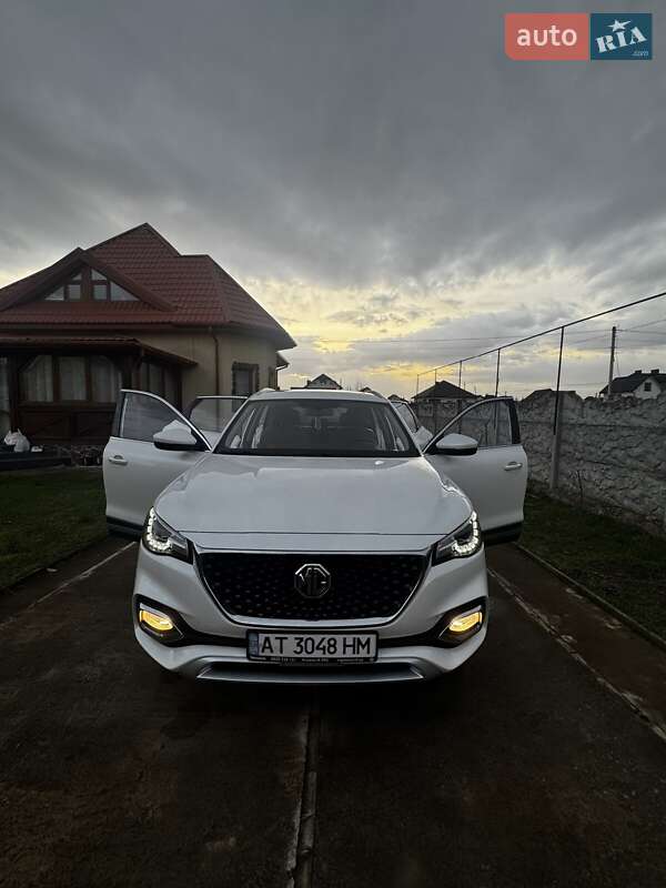 Позашляховик / Кросовер MG HS 2022 в Івано-Франківську