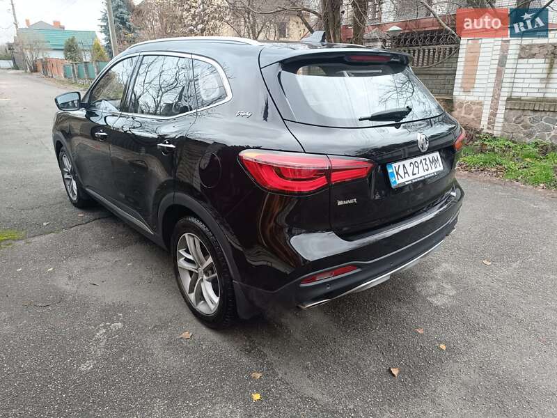 Внедорожник / Кроссовер MG HS 2022 в Киеве