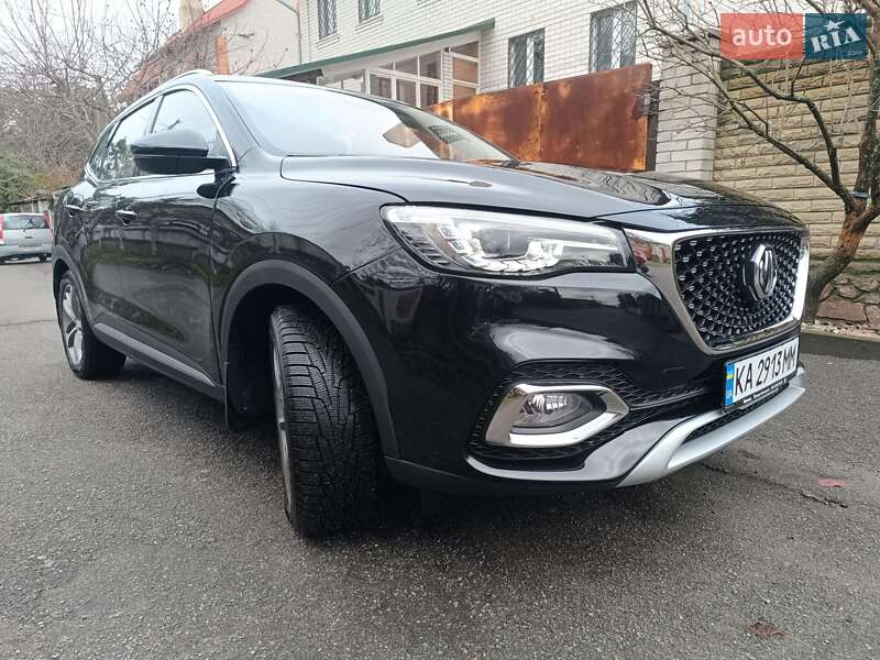 Внедорожник / Кроссовер MG HS 2022 в Киеве
