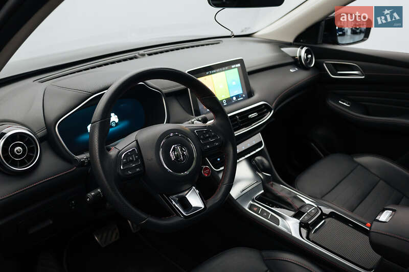 Внедорожник / Кроссовер MG HS 2022 в Киеве