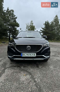 Хэтчбек MG ZS EV 2020 в 