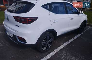 Внедорожник / Кроссовер MG ZS EV 2020 в 