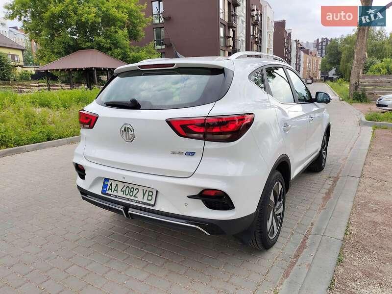 Внедорожник / Кроссовер MG ZS EV 2023 в Софиевской Борщаговке
