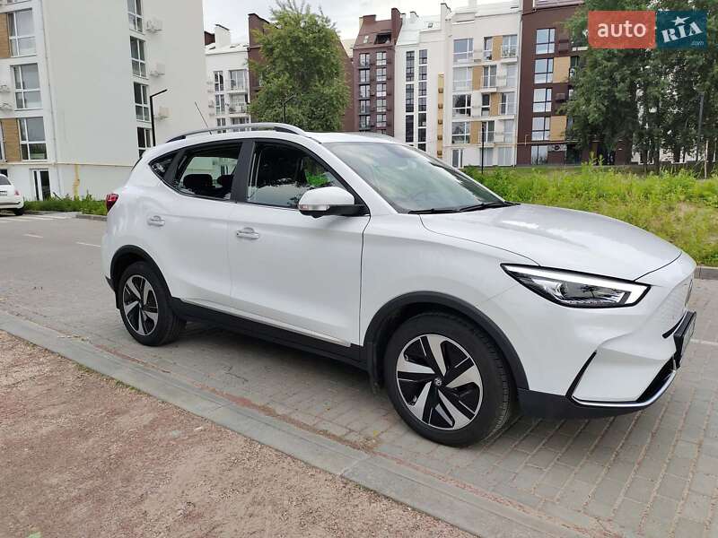 Внедорожник / Кроссовер MG ZS EV 2023 в Софиевской Борщаговке