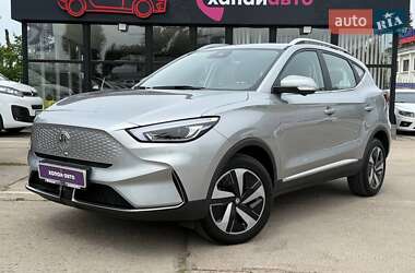 Внедорожник / Кроссовер MG ZS EV 2023 в Киеве
